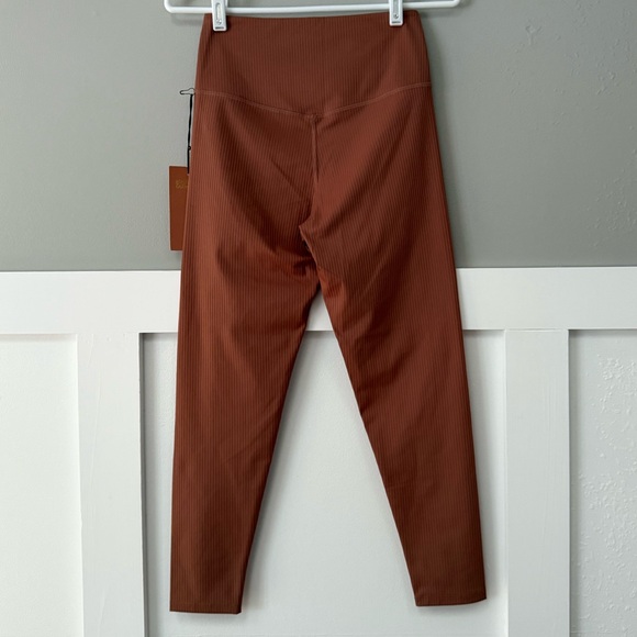 NWT Girlfriend Collective RIB High-Rise Compressive Legging in Rye - Picture 5 of 11